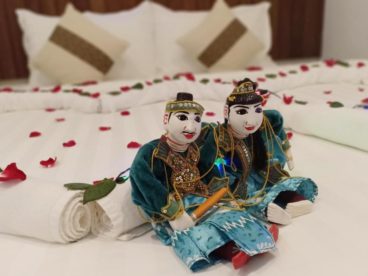 Hotel Duo Swan Mandalay Luaran gambar