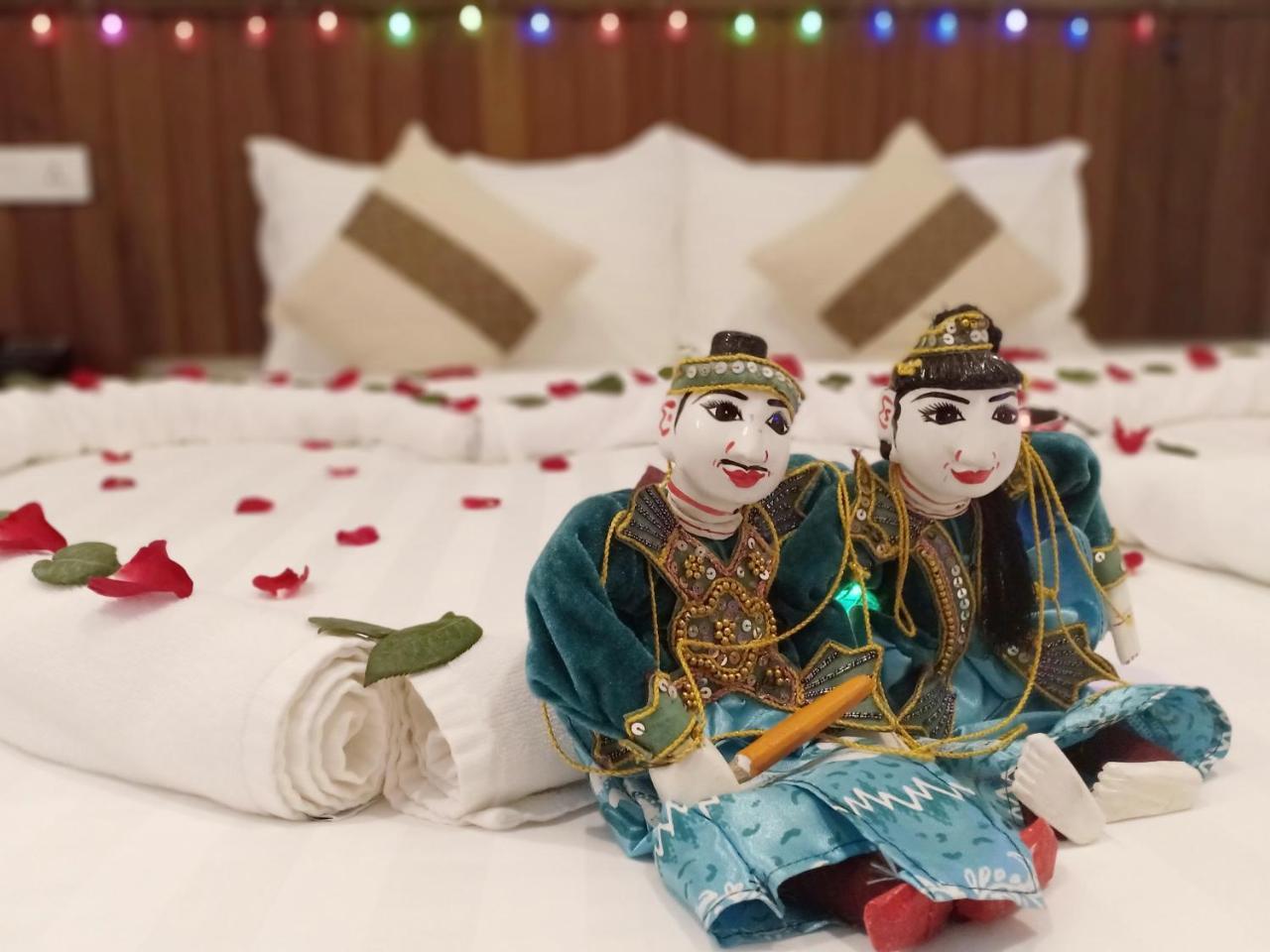 Hotel Duo Swan Mandalay Luaran gambar